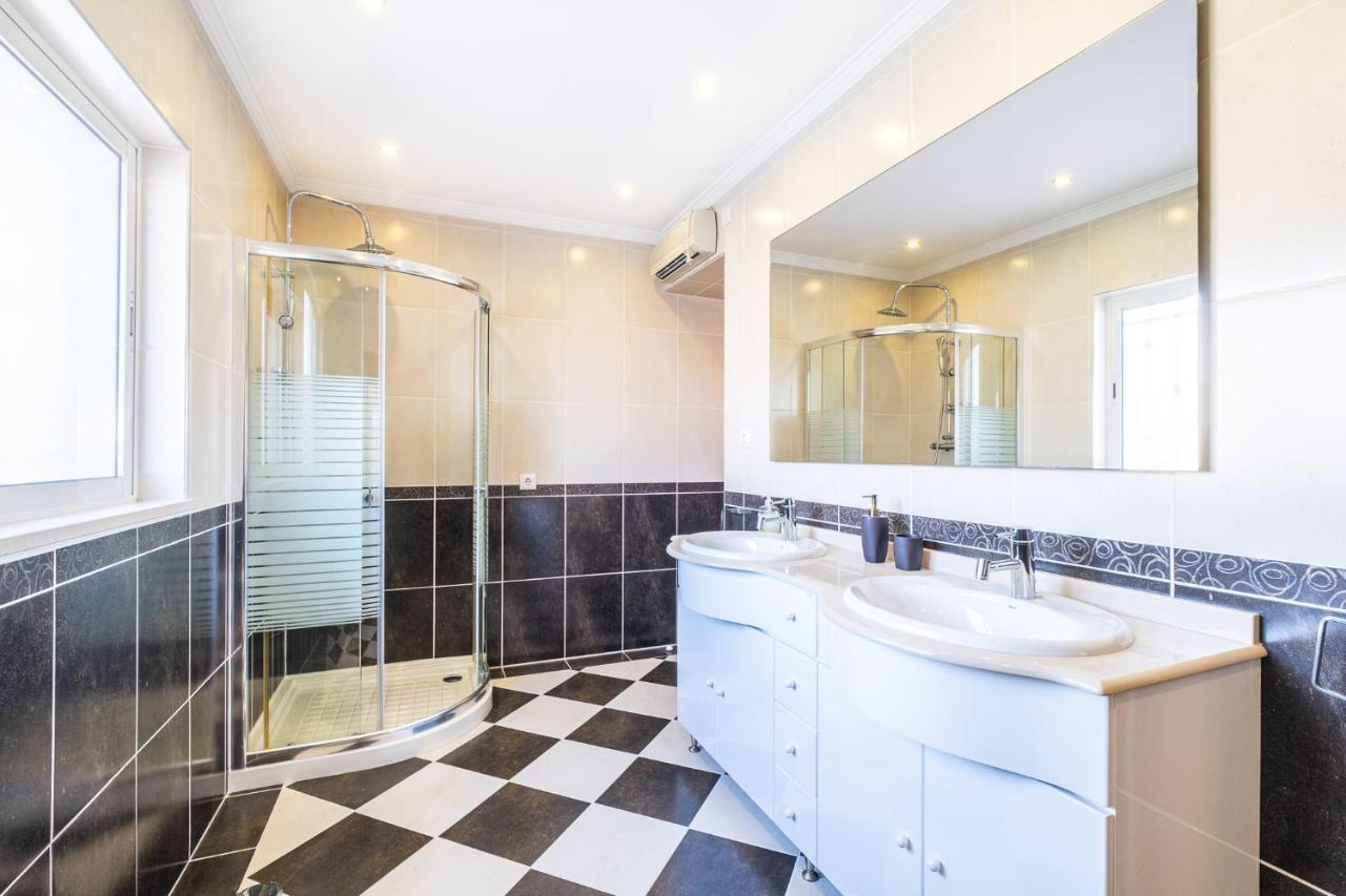 Villa Estrelicia - Pool - Free Wi-Fi - New In Booking Loulé Zewnętrze zdjęcie